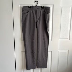 NWOT Kenneth Cole Awear-tech performance dress pants slim fit